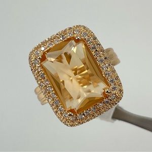 Beautiful Elegant Champagne Diamond CZ Rose Gold Plated Halo Statement Ring